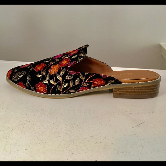 indigo rd hayze mule floral